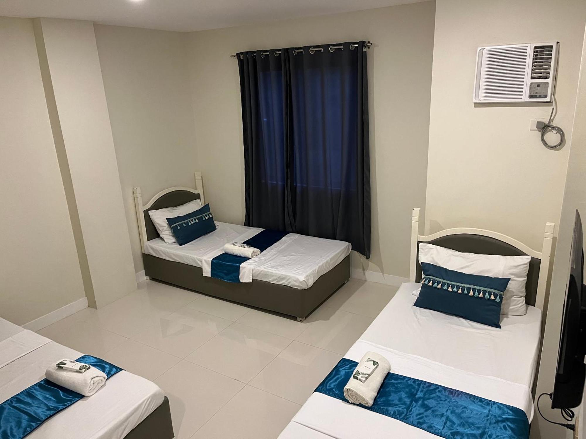 717 Residences Iloilo City Dış mekan fotoğraf