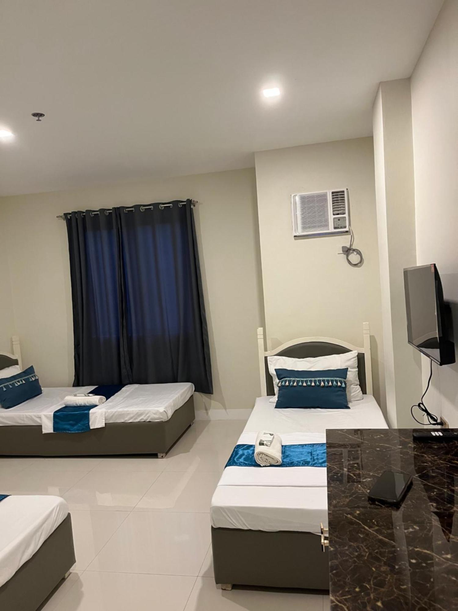 717 Residences Iloilo City Dış mekan fotoğraf