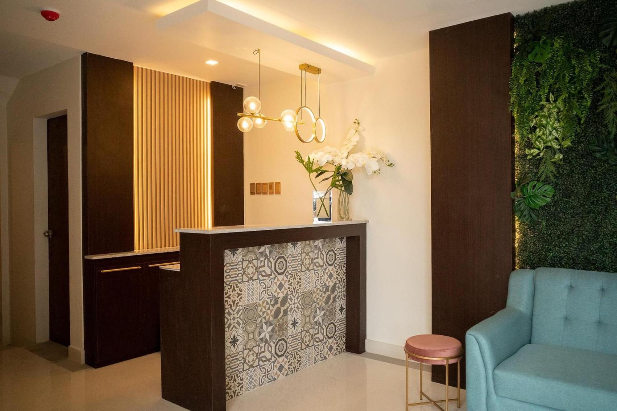 717 Residences Iloilo City Dış mekan fotoğraf